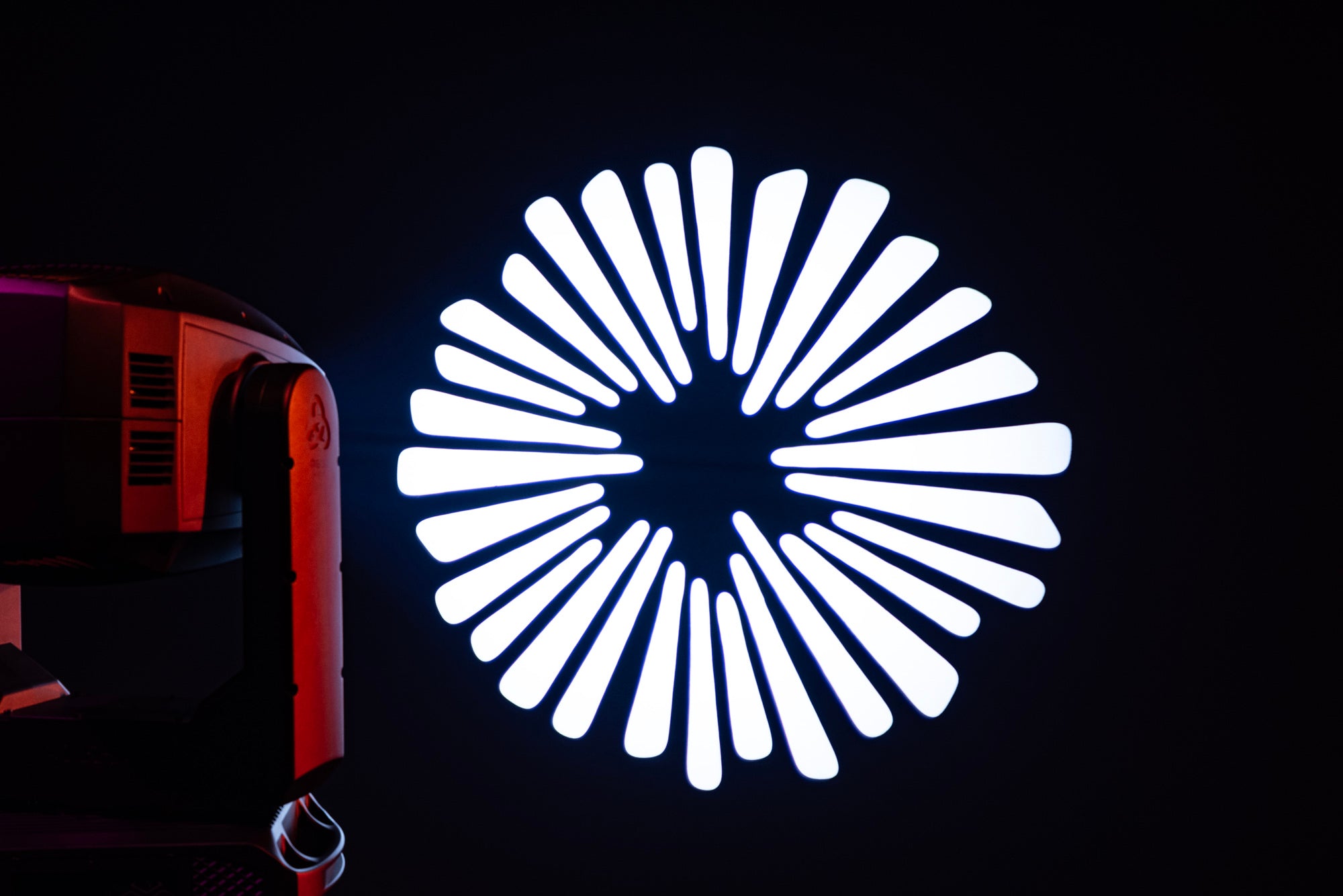 INFINITY Furion P602 Profile Testa mobile Profile 600 W - IP65