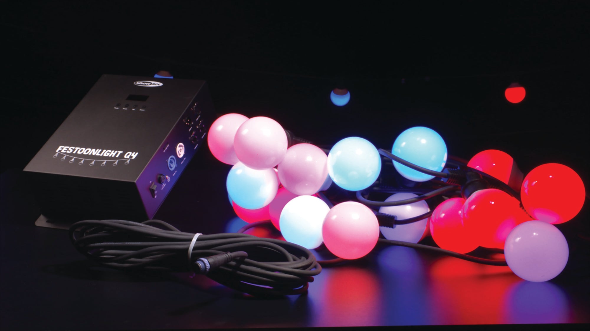 SHOWTEC Festoon Q4 String IP65 20 Pixel, 15 m
