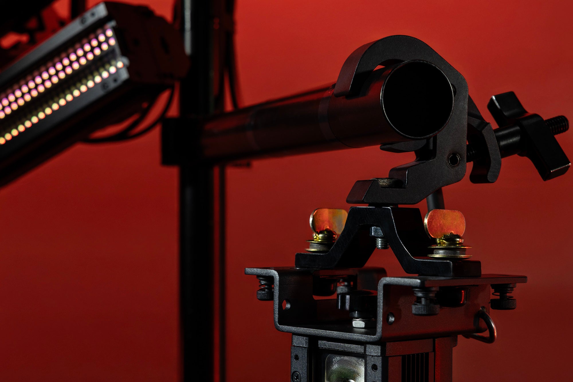 Showtec Spectra Strobe Barra LED 360 x 1 W bianco e 384 x 0,5 W RGB - IP65