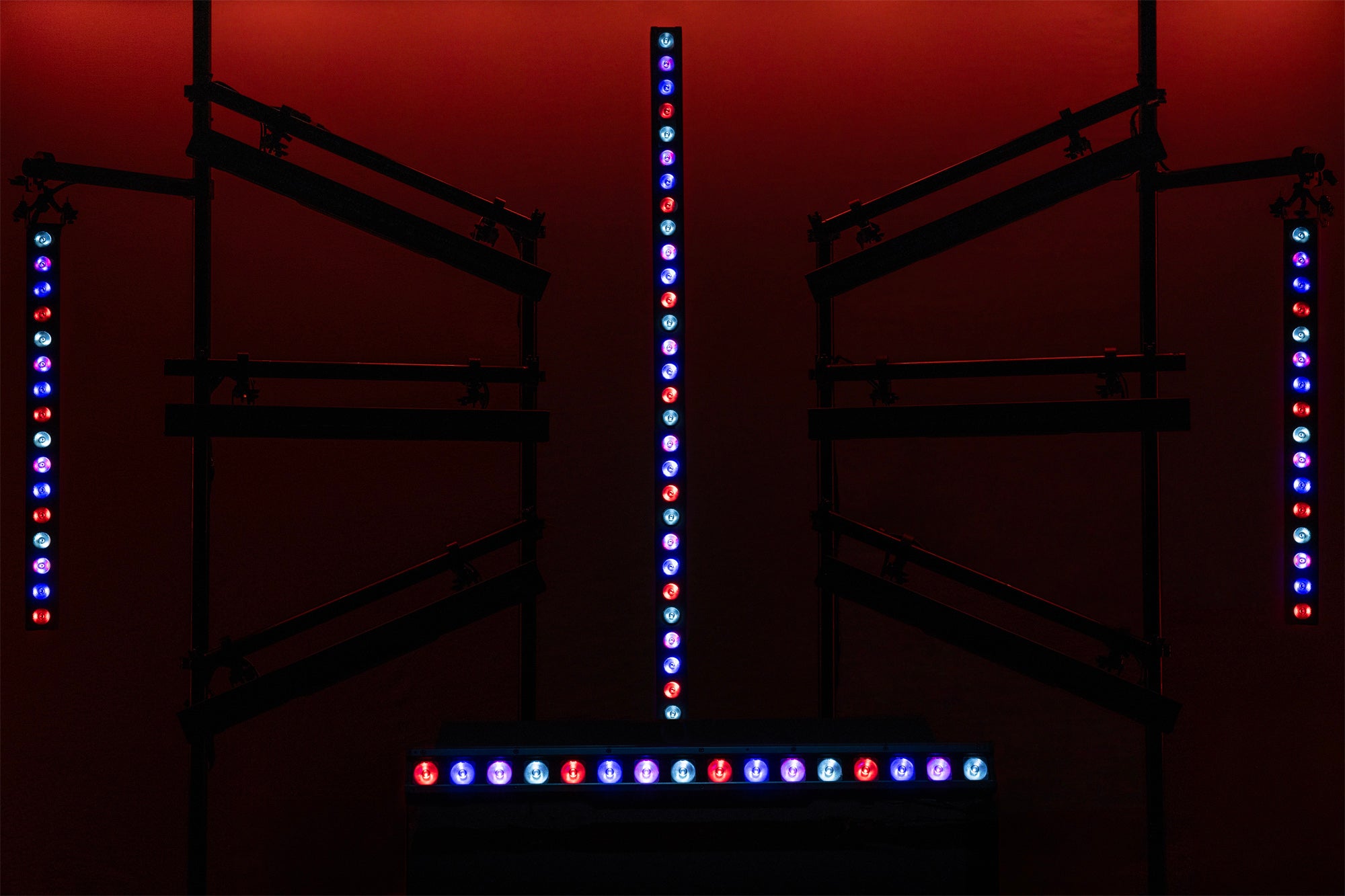 Showtec Spectra Wash Barra LED 16 x 20 W RGBW - IP65