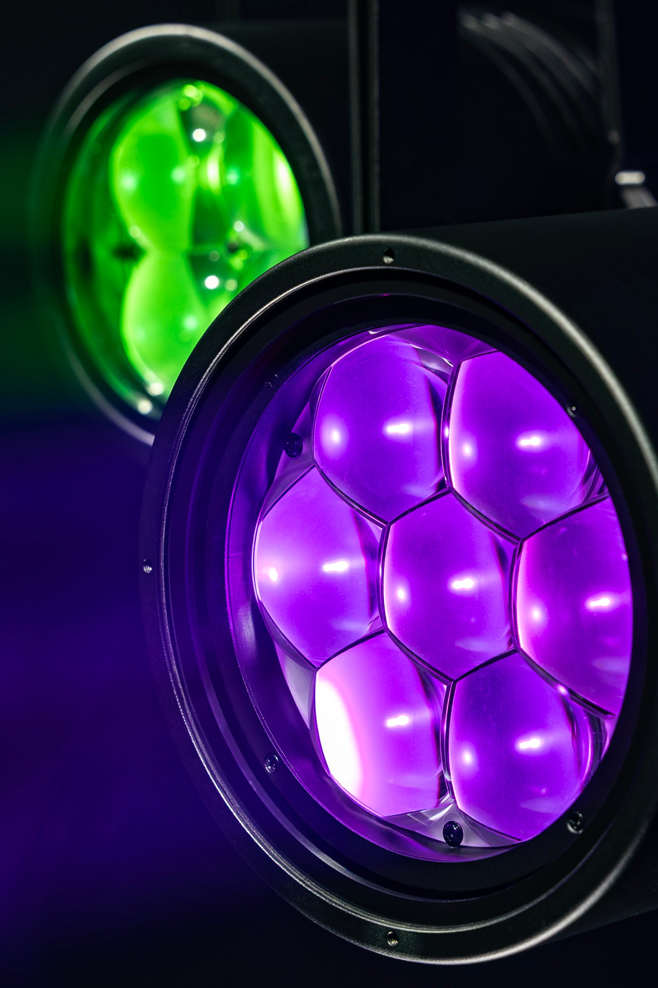 SHOWTEC Cameleon Zoom Spot 7Q6 Tour 7x 50 W RGBWA-UV Spot