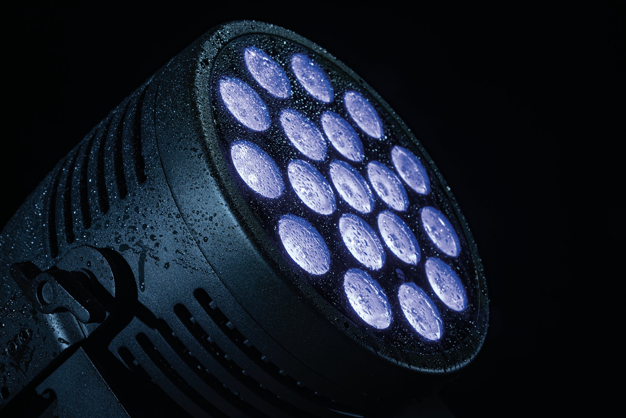 SHOWTEC Cameleon Spot 18Q6 Tour 18x 12 W RGBWA-UV LED Spot