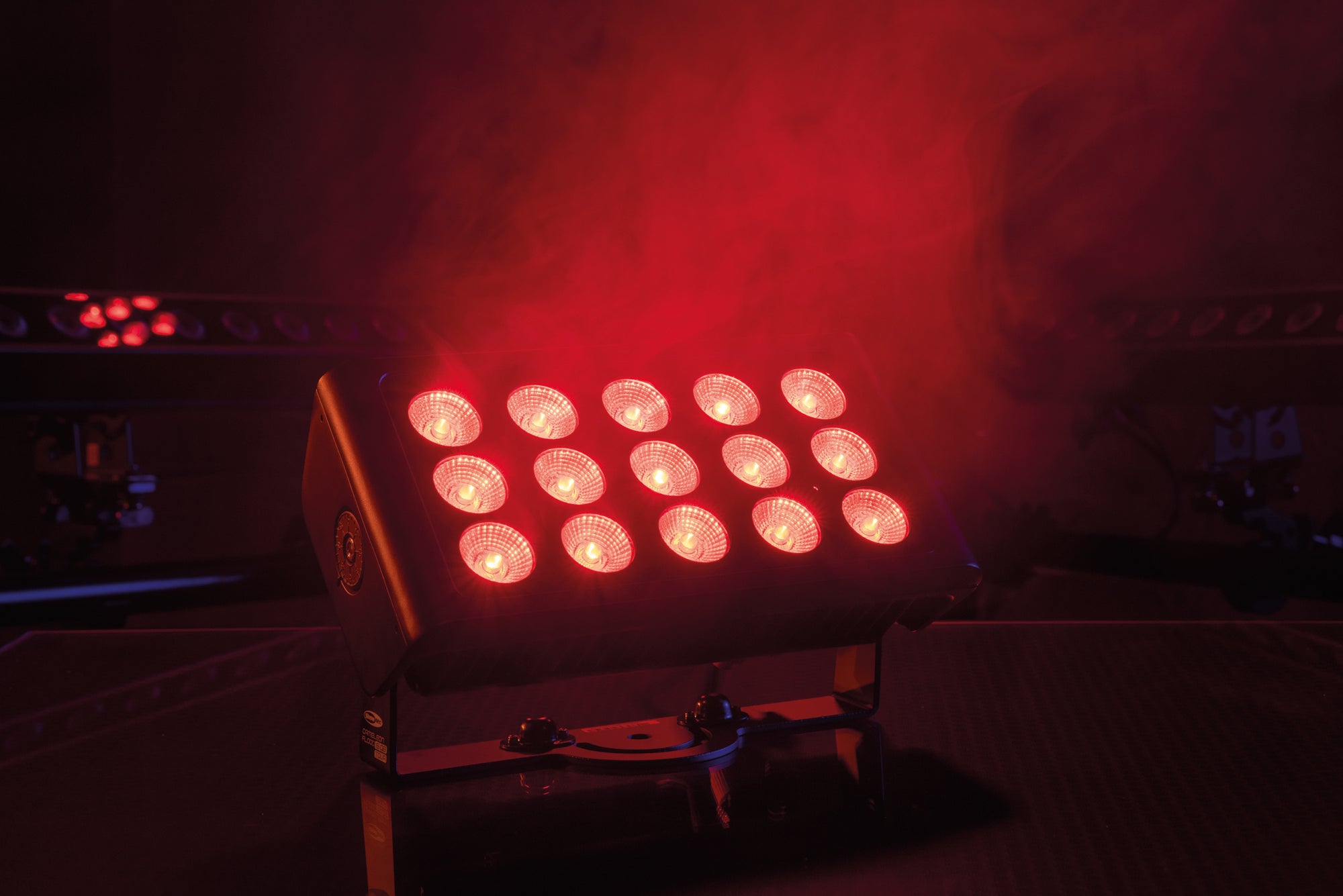 SHOWTEC Cameleon Flood 15 Q6 Tour 15x 10 W RGBWA-UV LED - Power Pro True