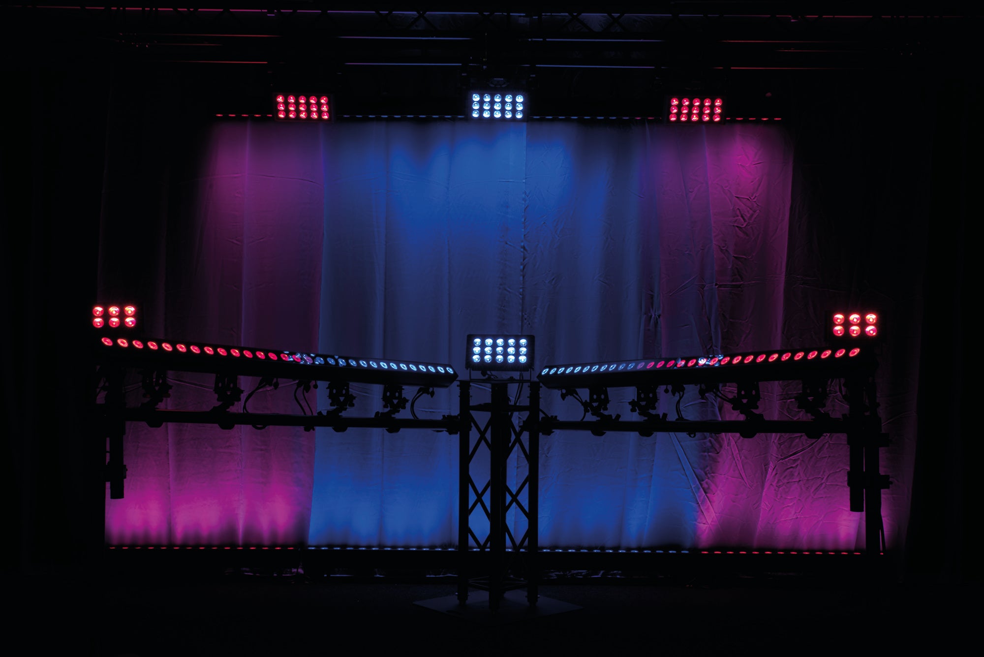 SHOWTEC Cameleon Flood 15 Q6 Tour 15x 10 W RGBWA-UV LED - Power Pro True