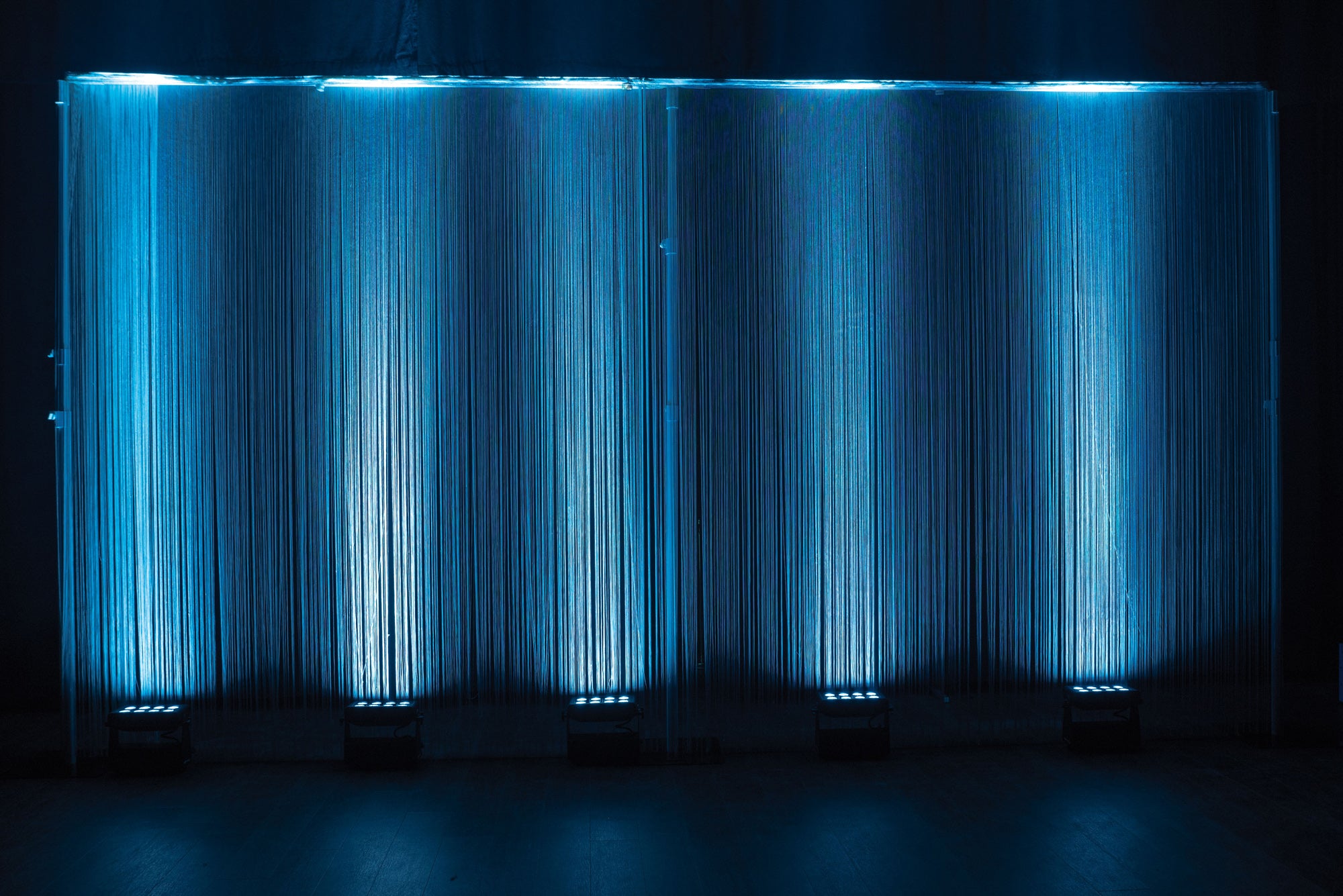 SHOWTEC Helix M1100 Q4 Mobile Wash RGBW 8 LED da 10 W (CRMX & WDMX)