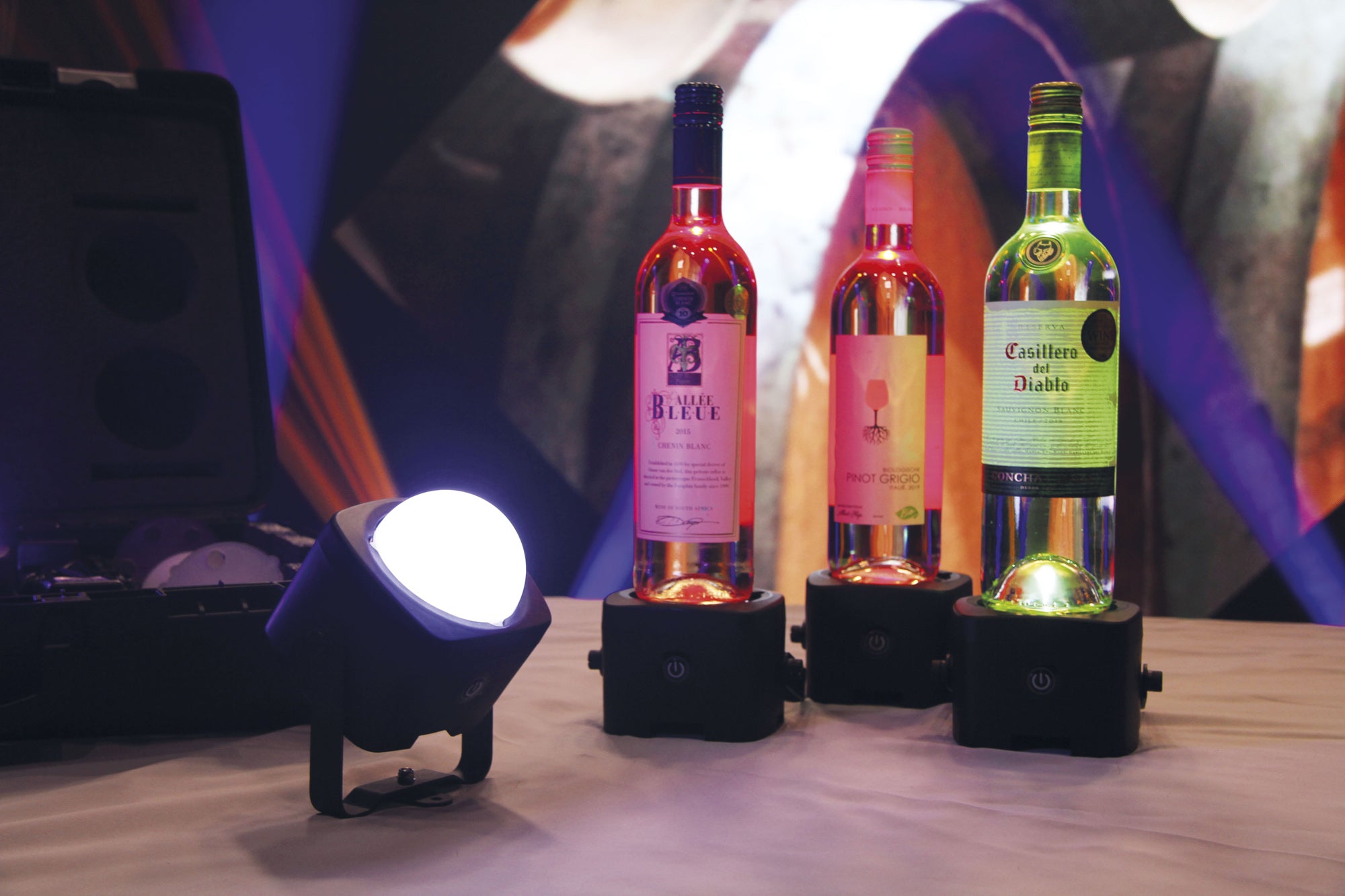 SHOWTEC EventDOT 15 Q4 Flood 15 W LED RGBW - alimentata a batteria