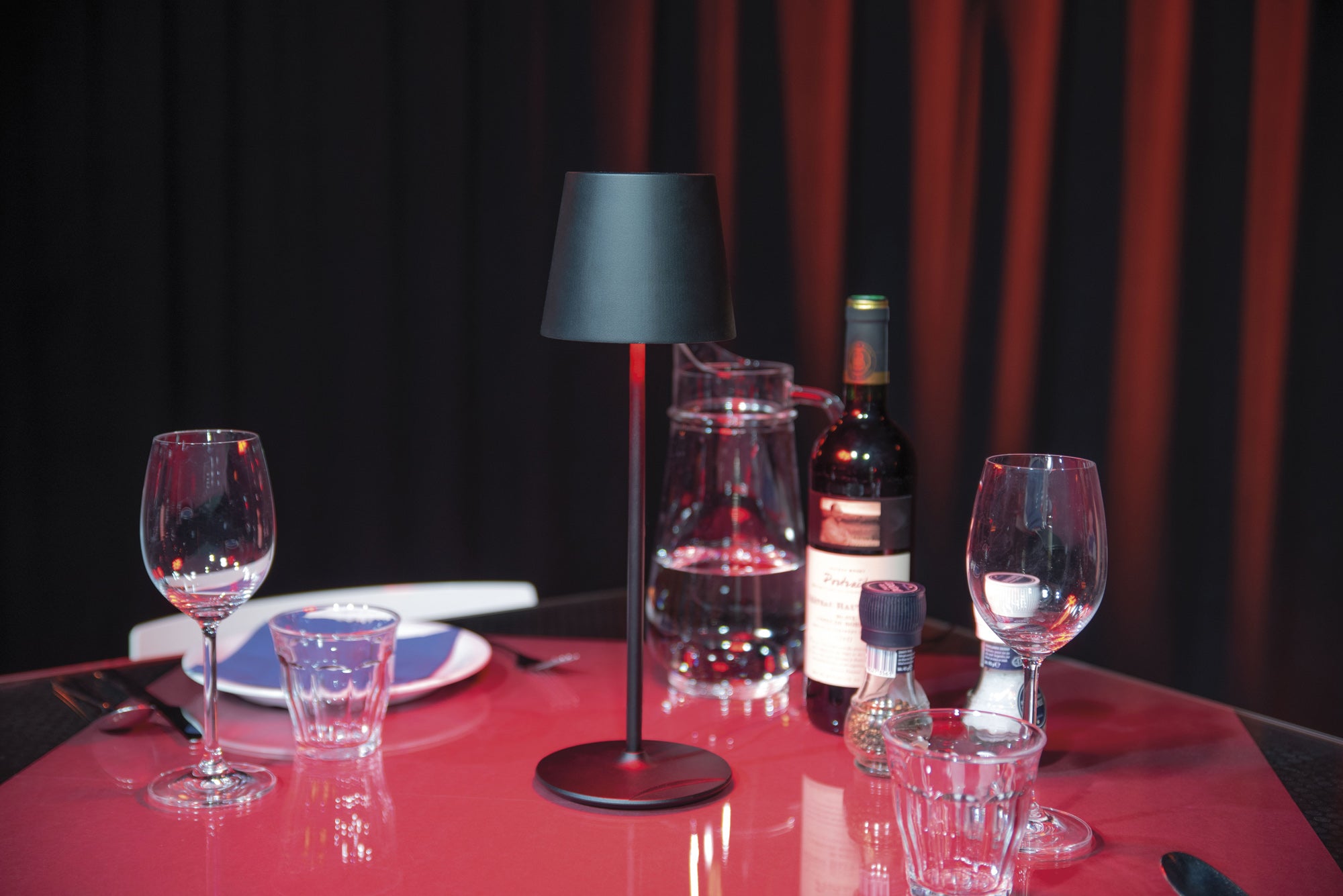 SHOWTEC EventLITE Table-RGBW Black Lampade LED RGBW - alimentata a batteria - colore nero