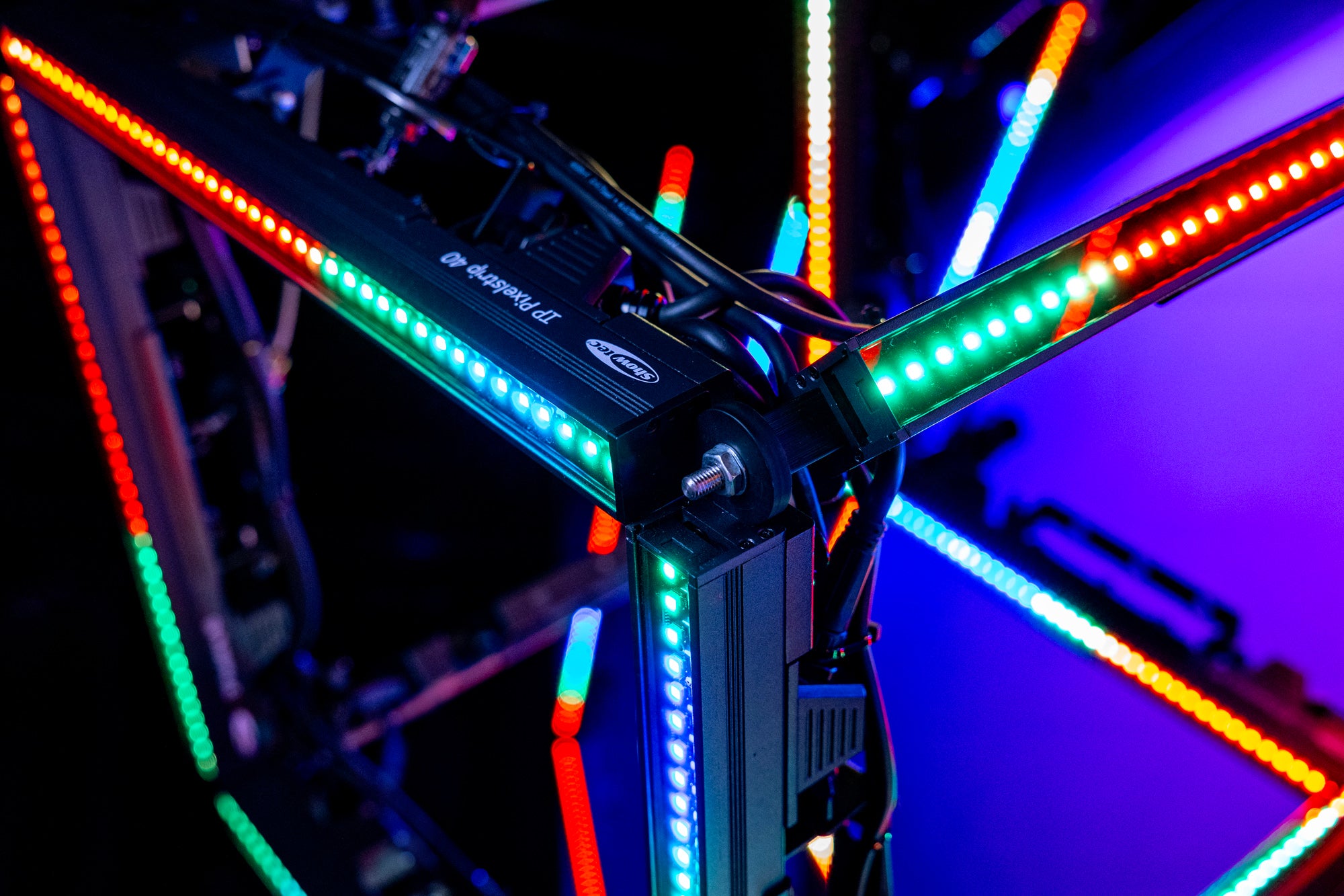 SHOWTEC IP Pixelstrip 40 Barra pixel 40x LED RGB - IP65 - 50 cm