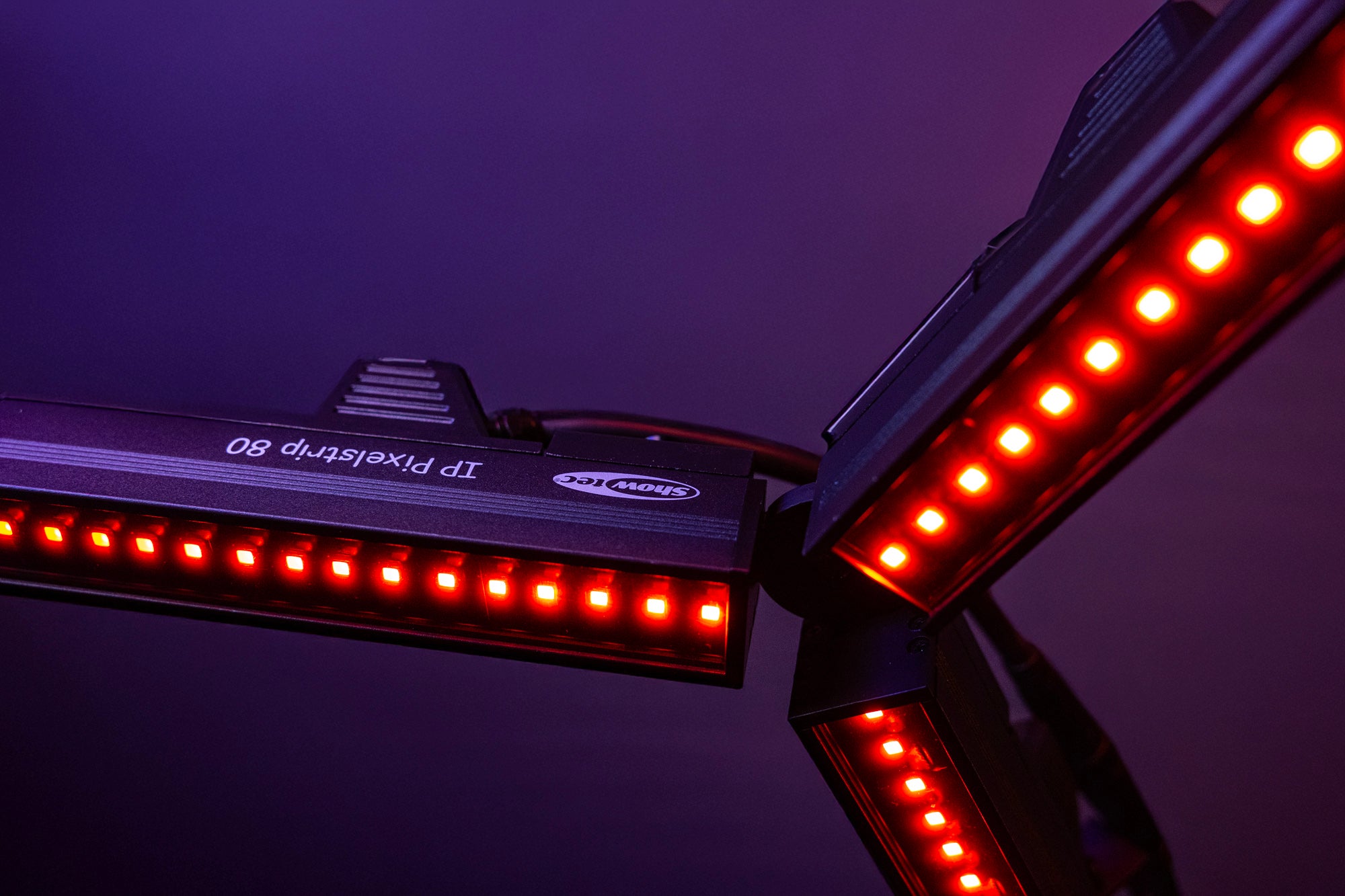 SHOWTEC IP Pixelstrip 80 Barra pixel 80x LED RGB - IP65 - 100 cm