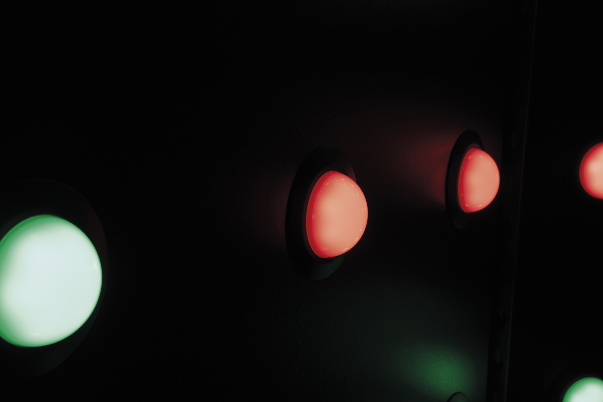 SHOWTEC Pixel Dot LED Dot RGB da 50 mm per installazioni fisse