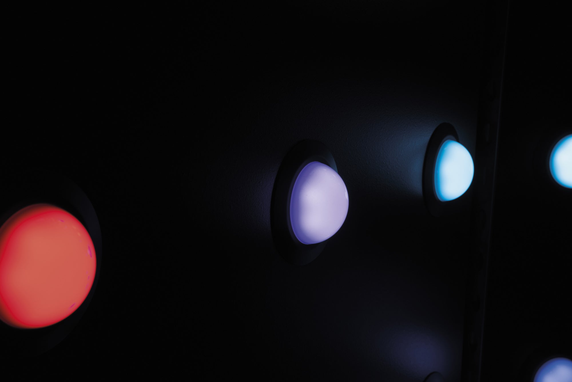 SHOWTEC Pixel Dot LED Dot RGB da 50 mm per installazioni fisse