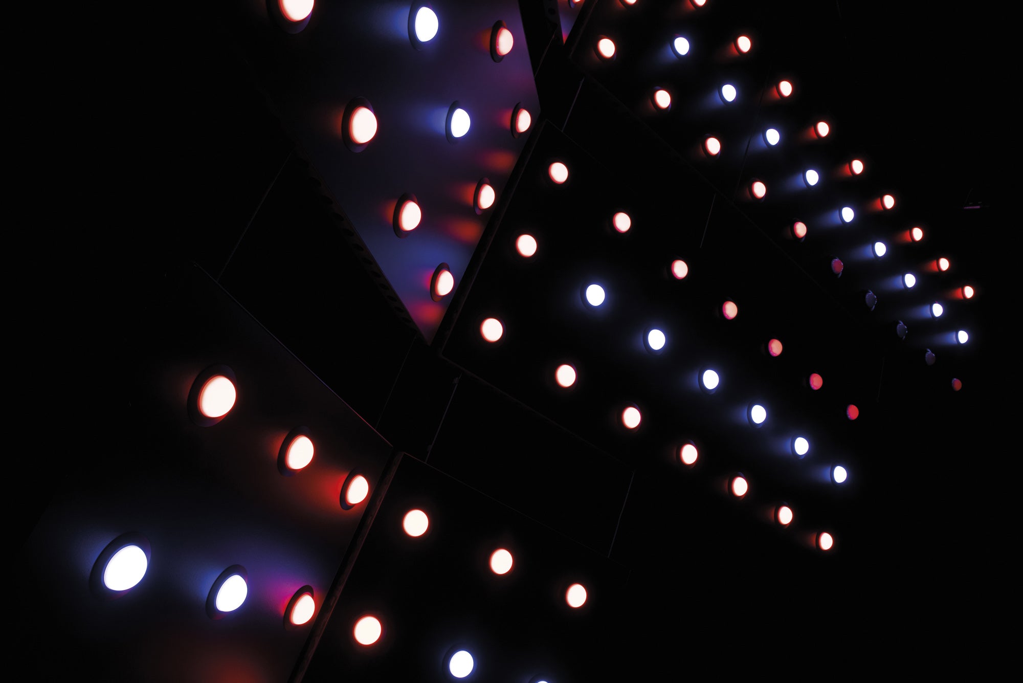 SHOWTEC Pixel Dot LED Dot RGB da 50 mm per installazioni fisse