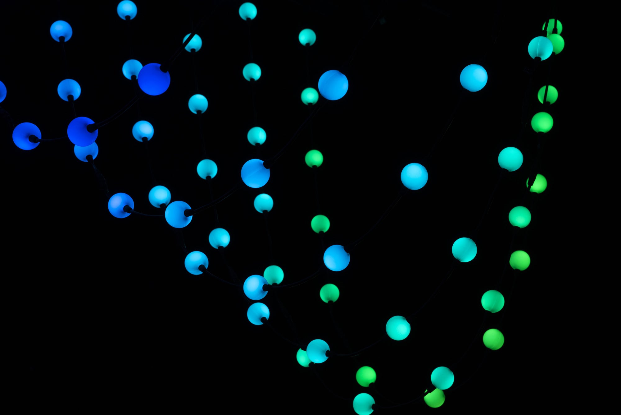SHOWTEC Pixel Bubble 75 set Matrice di sfere LED multicolore