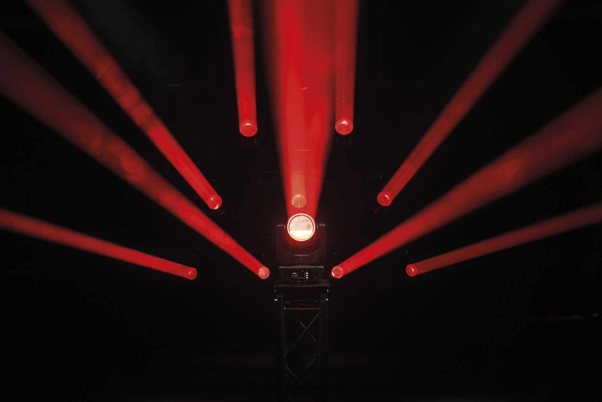 SHOWTEC Shark - The Meg - Beam One Testa mobile a fascio LED da 100 W compatta con anello LED