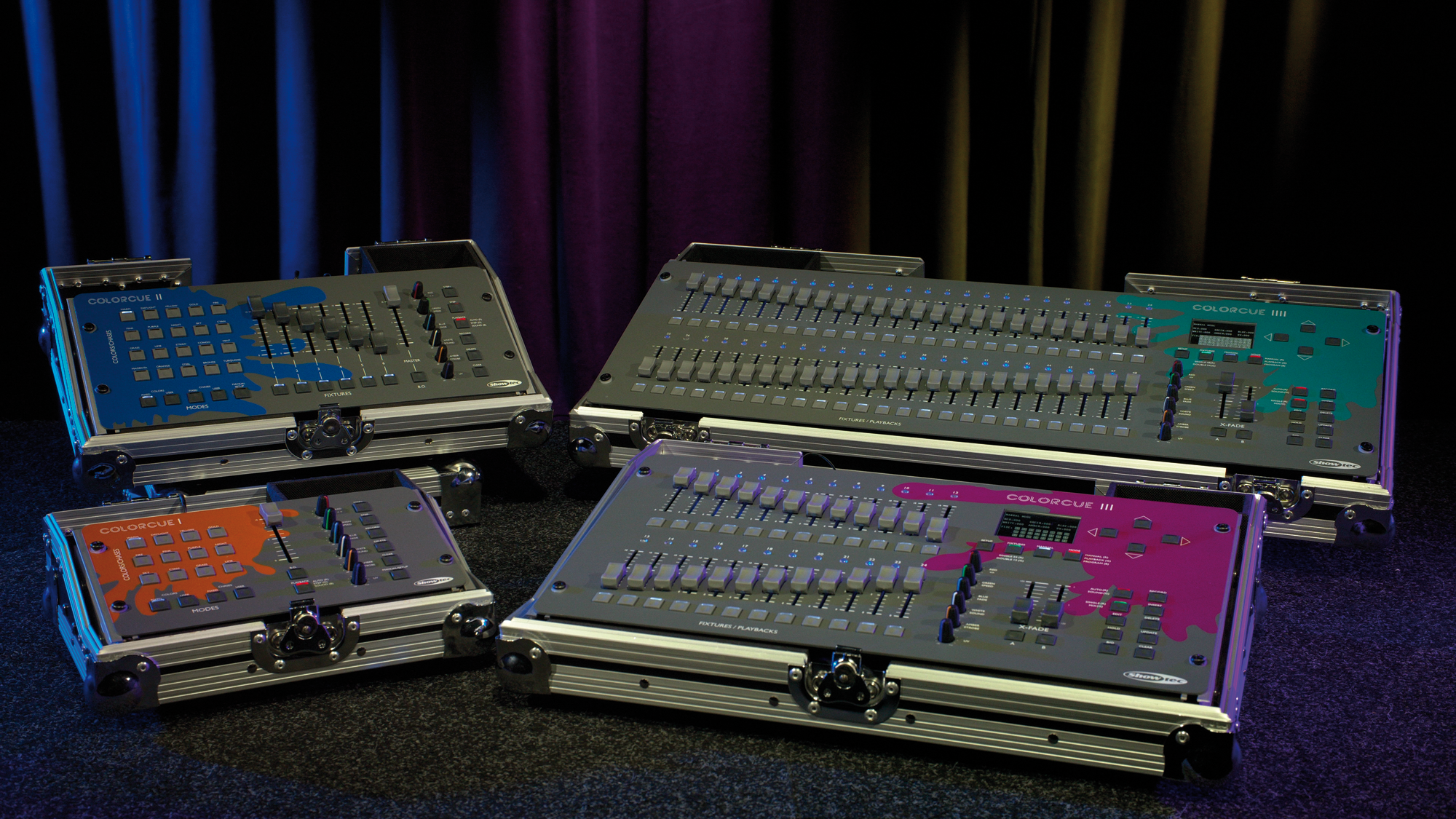 Showtec ColorCue 2 Intelligent 6-fader, 6-colour LED controller LED controller intelligente 6 fader, 6 colori
