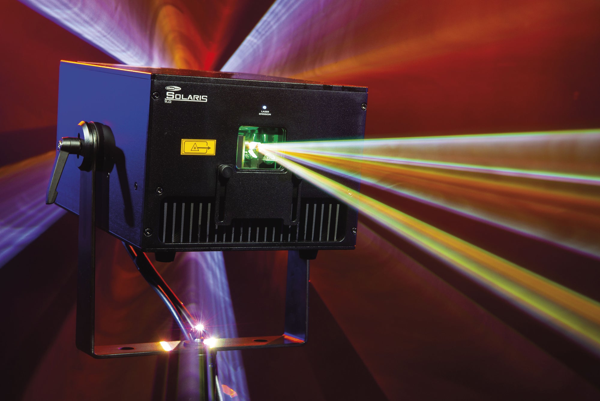 Showtec Solaris 11.0 Laser RGB a potenza elevata con Pangolin FB4