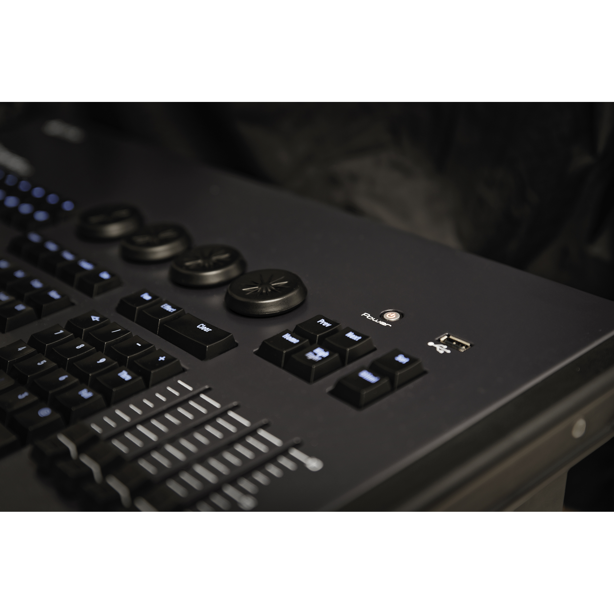 INFINITY Chimp 100.G2 2-Universe DMX console incl. wireless transmitter 2 Universo DMX Console incl. Trasmettitore senza fili
