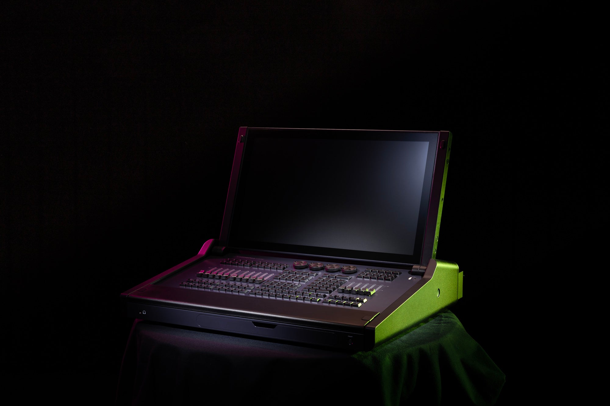 INFINITY CHIMP G3 Core Console luci DMX professionale compatta