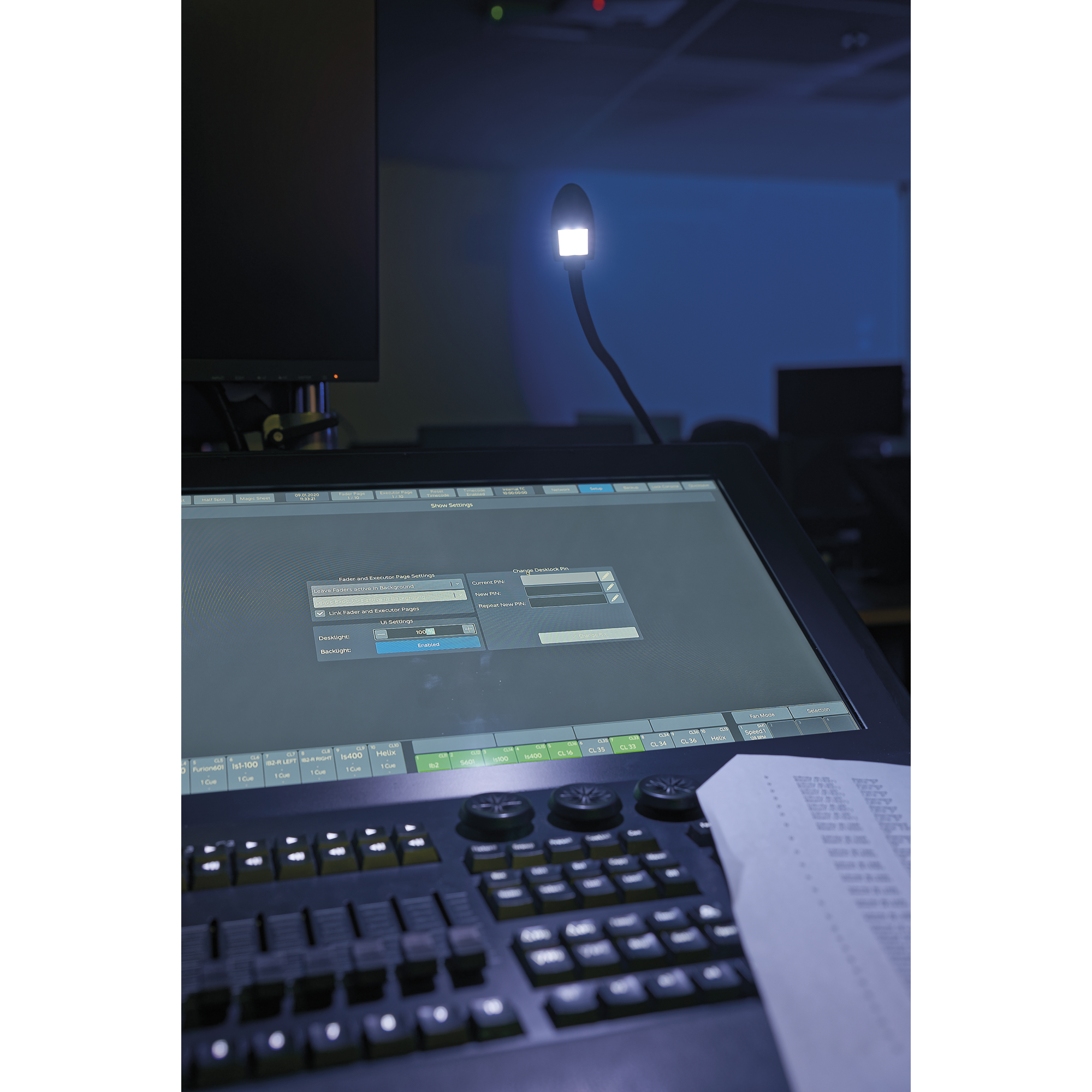 SHOWGEAR GooseLight XLR, RGBW 45 cm - 3-pin straight - dimmable 45 cm - 3 pin dritto - dimmerabile