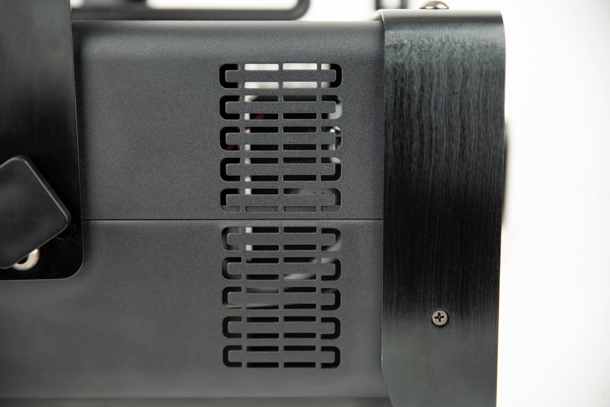 Showtec QubiQ S1000 Smoke Machine High performance 1000 W smoke machine Macchina del fumo ad alte prestazioni da 1000 W