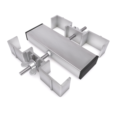 SHOWGEAR Mammoth Four Leg Clamp