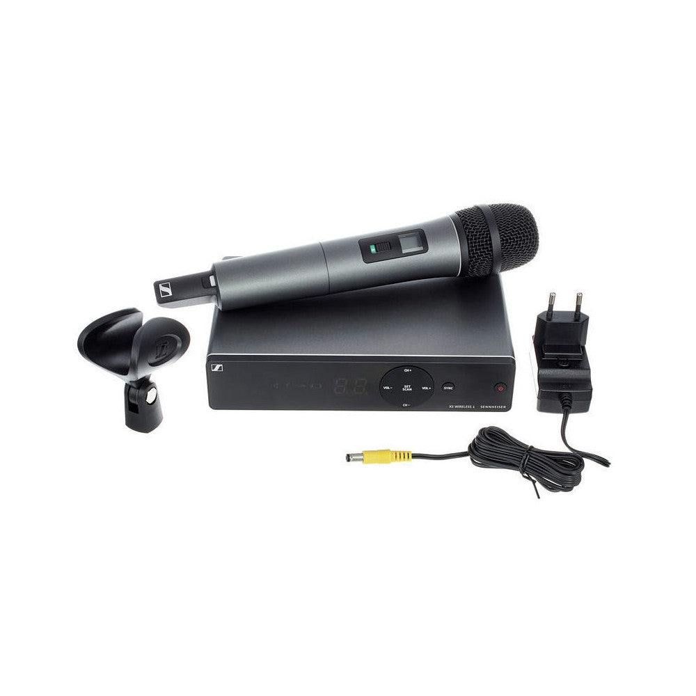 SENNHEISER XSW 1-835B HANDHELD WIRELESS MICROPHONE