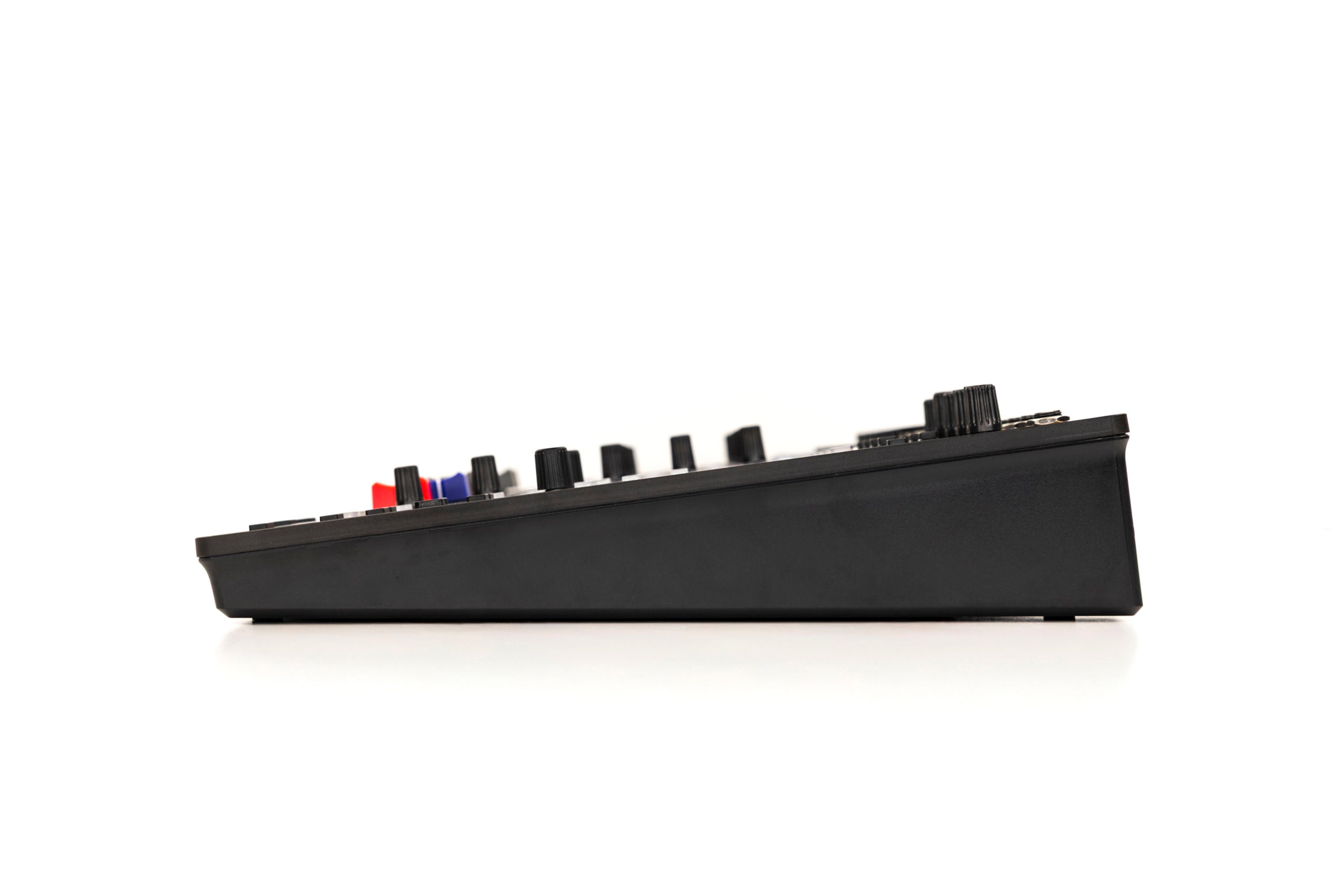 Zoom L12next - Mixer digitale 12 canali, recorder, interfaccia audio e superficie di controllo