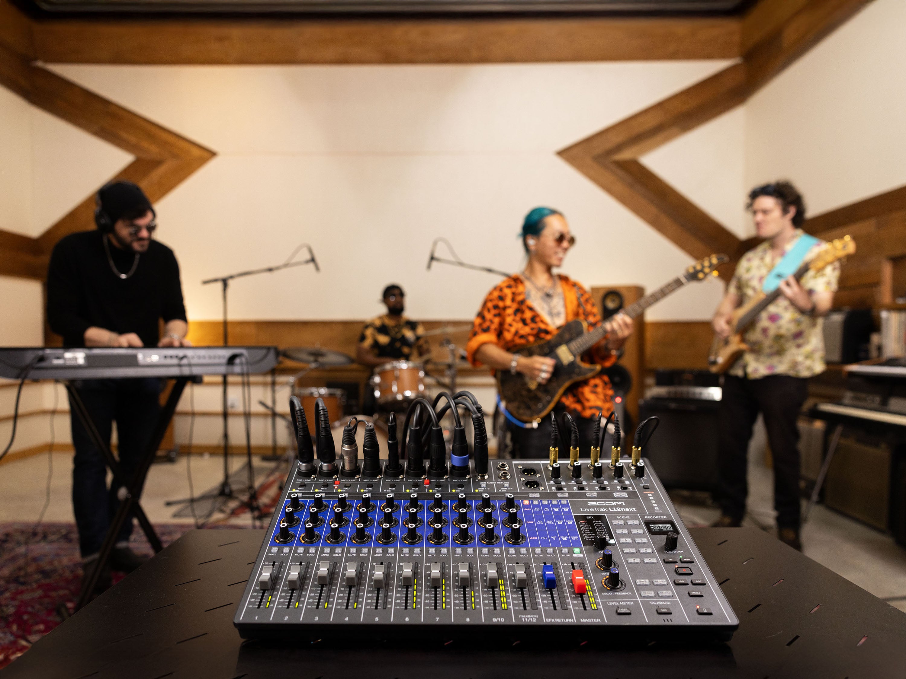 Zoom L12next - Mixer digitale 12 canali, recorder, interfaccia audio e superficie di controllo