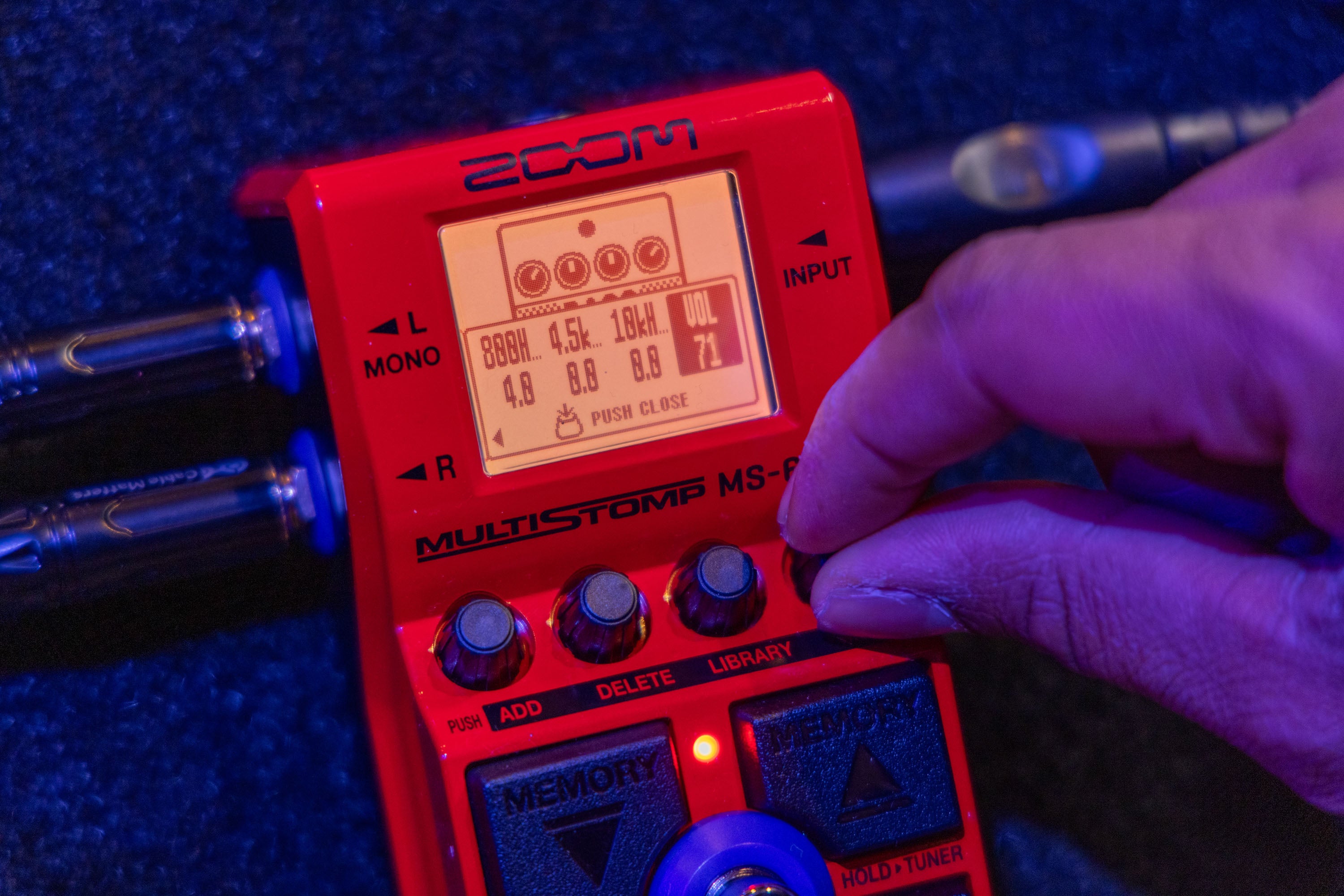 Zoom MS-60B+ - Pedale multieffetto per basso
