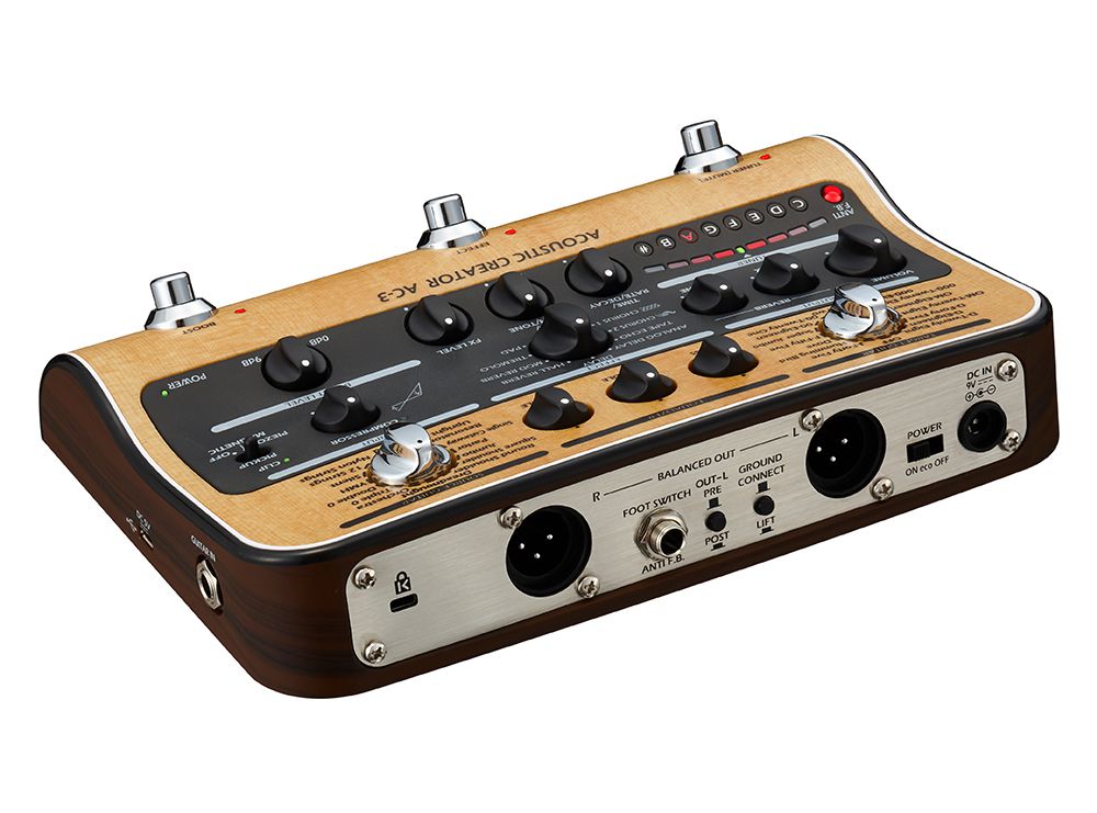 Zoom AC-3 - Preamp a pedale per chitarra acustica
