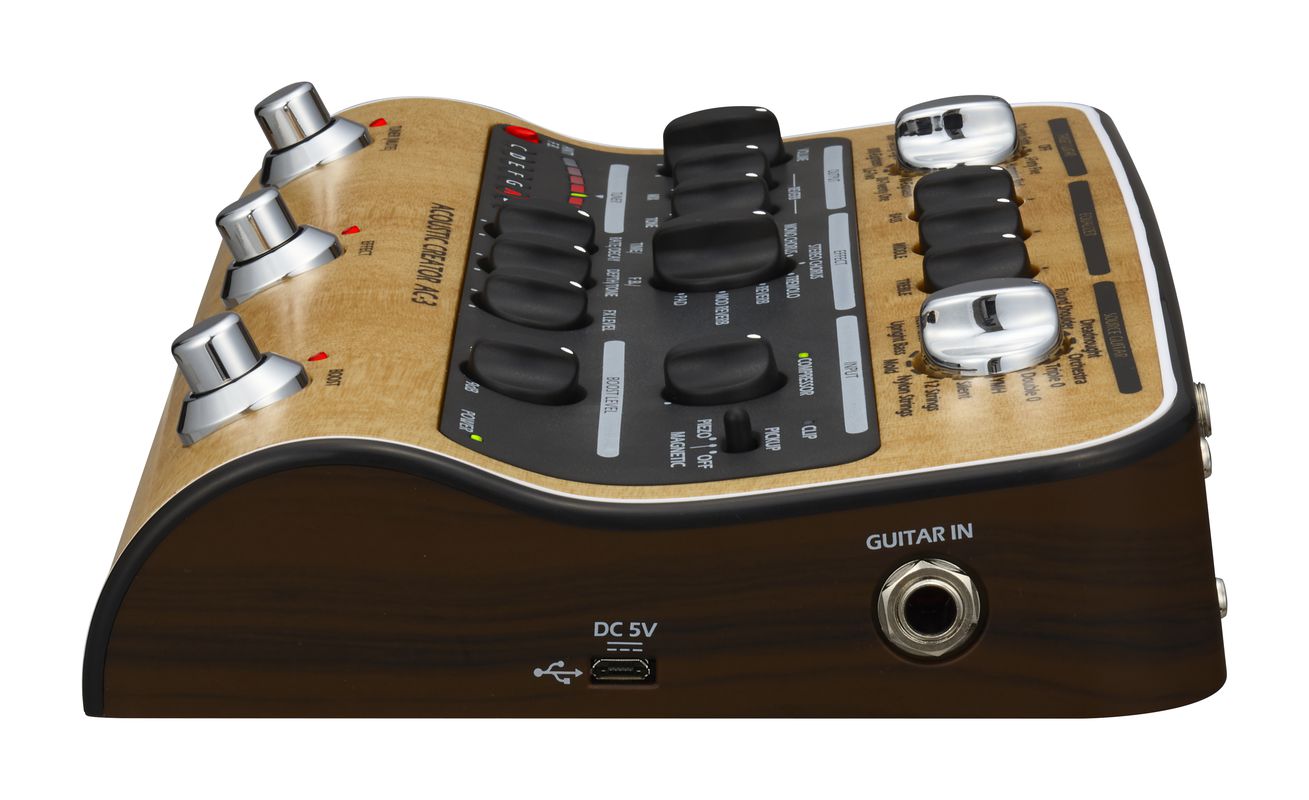 Zoom AC-3 - Preamp a pedale per chitarra acustica