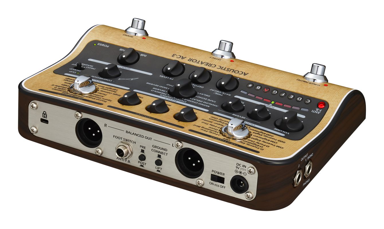 Zoom AC-3 - Preamp a pedale per chitarra acustica