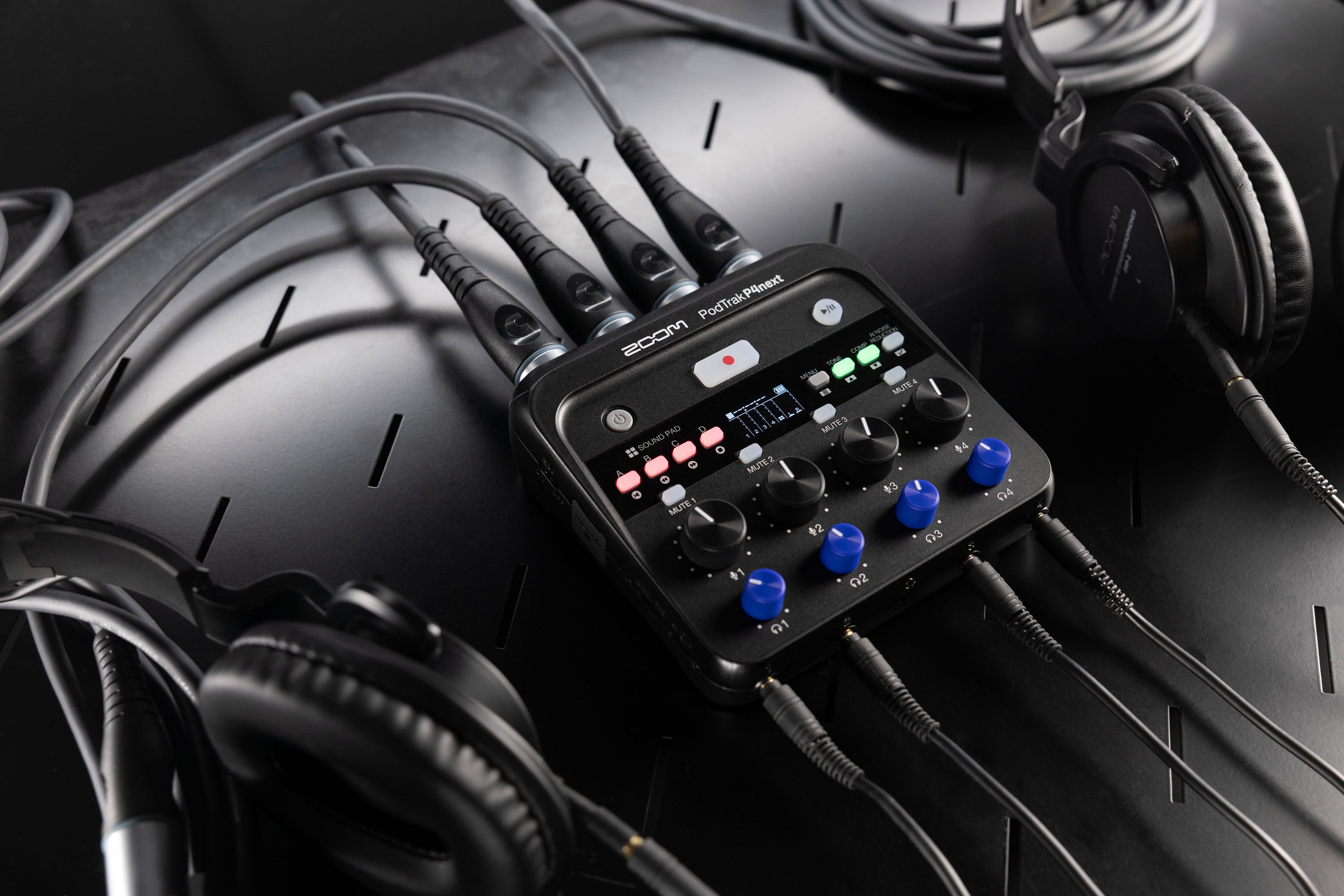 Zoom P4next - Registratore/Interfaccia audio portatile per podcast