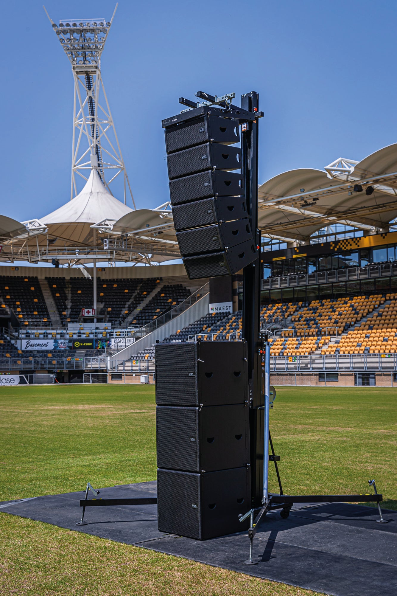 DAP Odin T-8 Satellite line array passivo