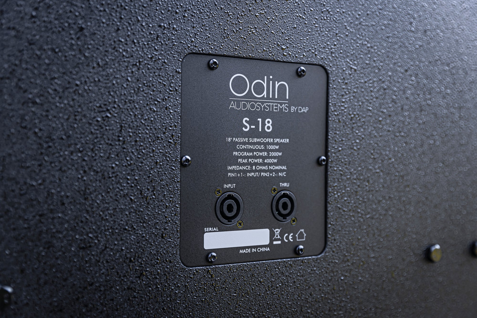 DAP Odin S-18 Subwoofer line array passivo