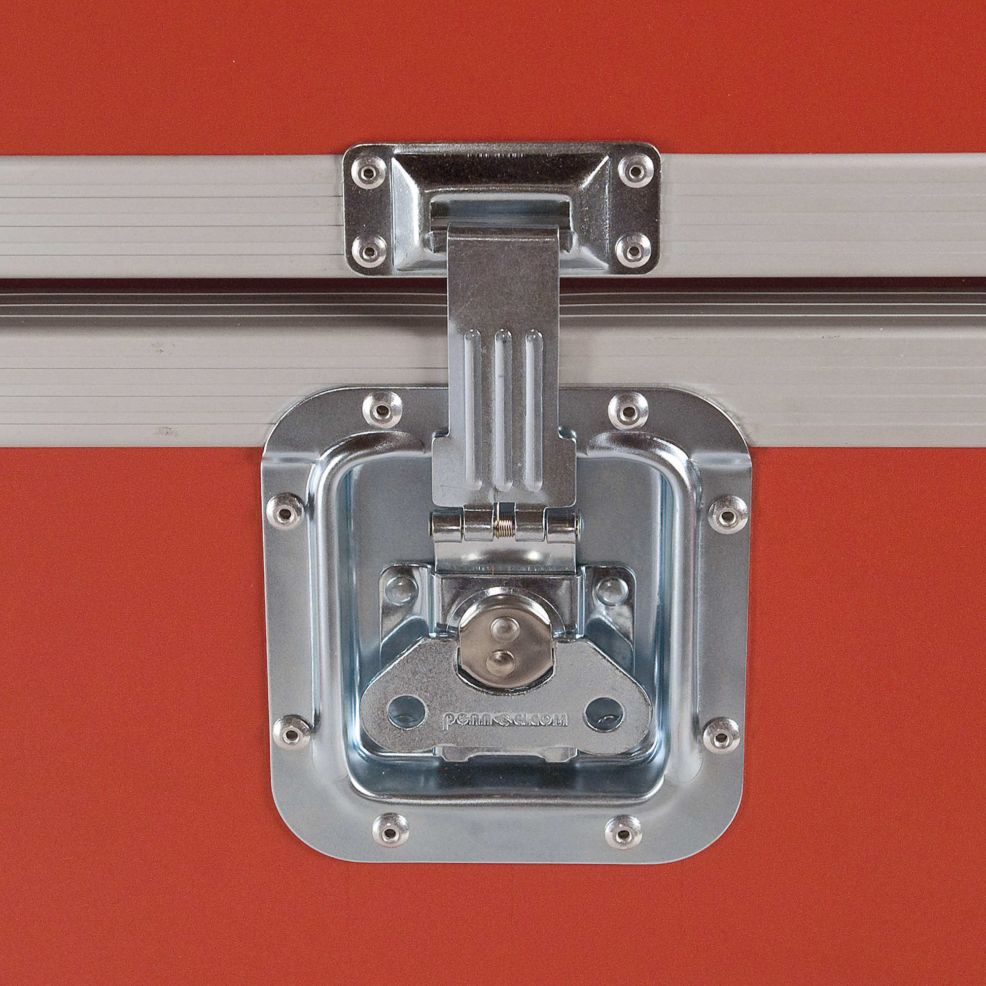 SHOWGEAR Emergency Case With cut-outs for fire extinguishers Baule di emergenza