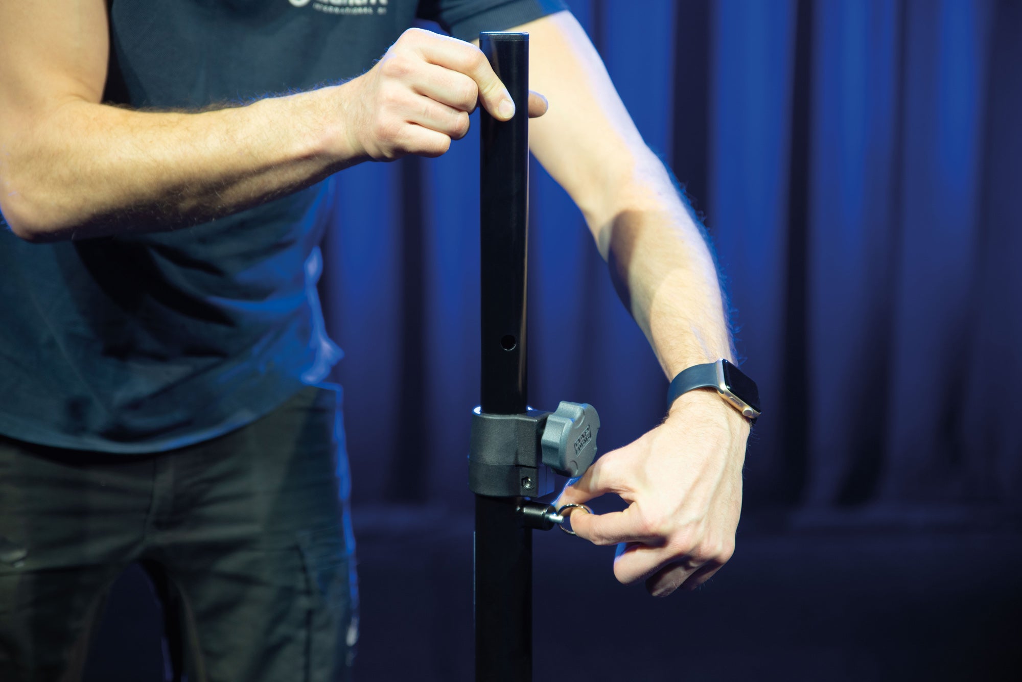 SHOWGEAR M10 Stand Mount Adapter Per supporti per altoparlanti - colore nero