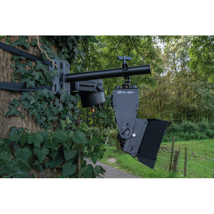 SHOWGEAR Tree & Pole Mounting Bracket MKII Tree/pole mounting bracket with ø 50 mm tube Staffa di montaggio per albero/palo con tubo ø 50 mm