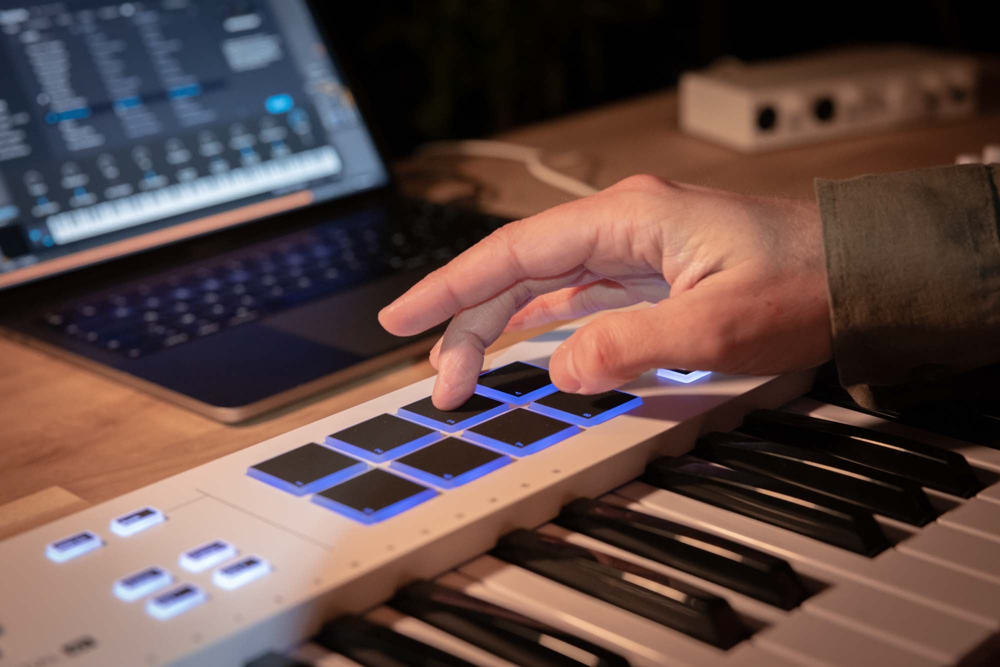 Arturia KeyLab Essential 3 49 White