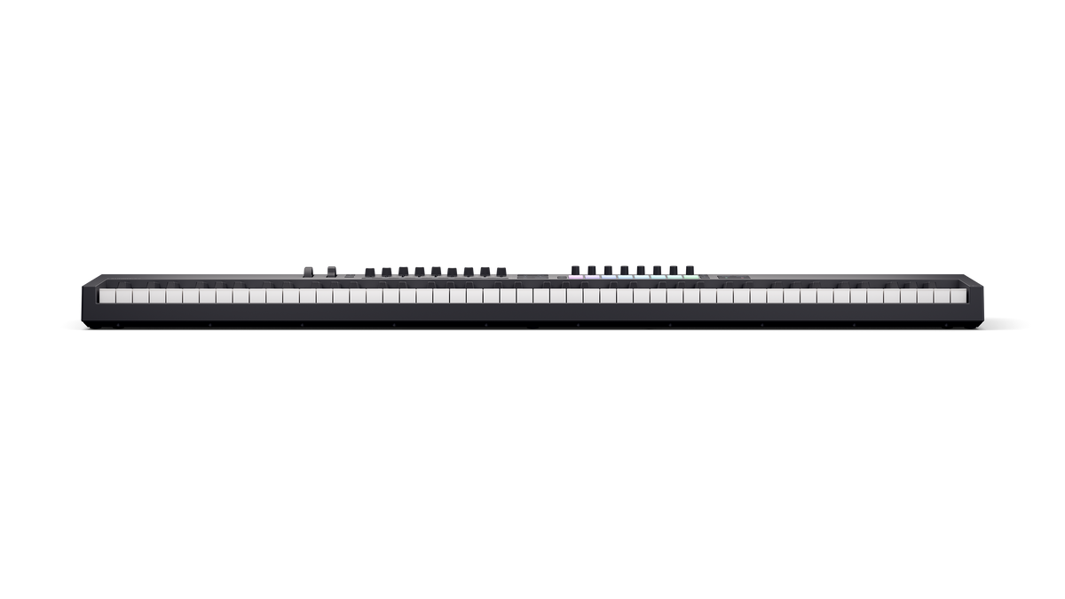 Novation Launchkey 88 MK4